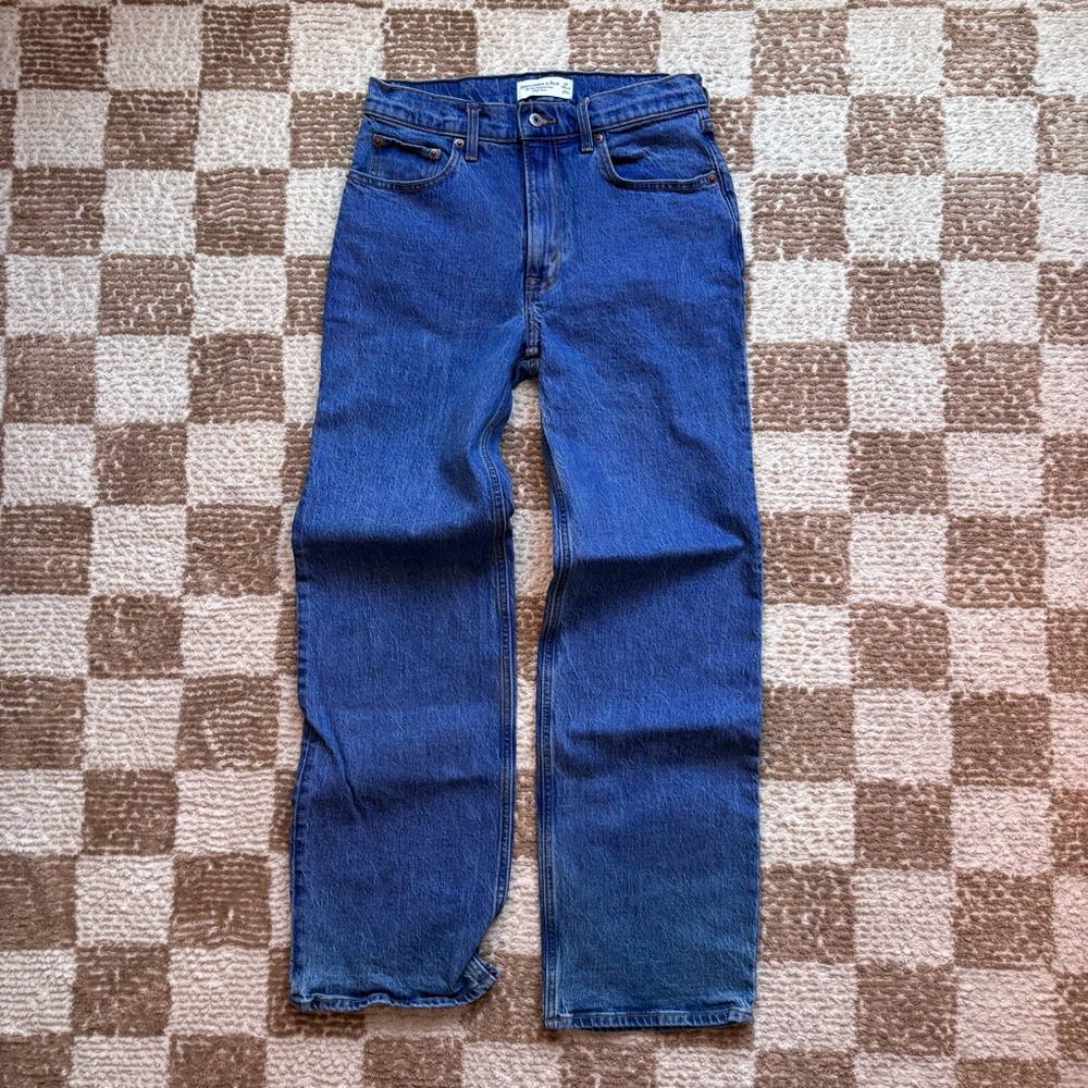Abercrombie & Fitch High Rise 90s Relaxed Jean
